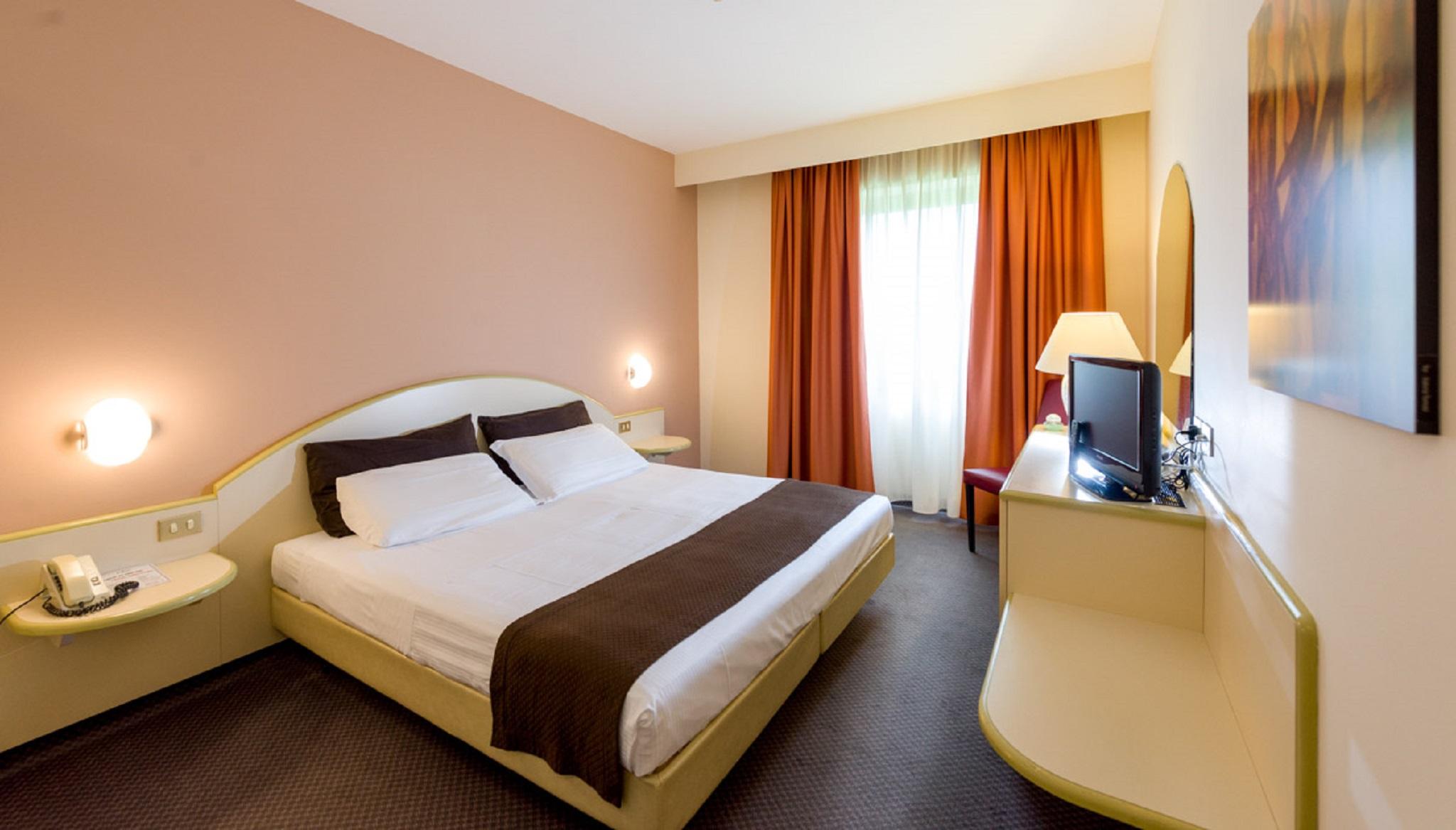 Rosta Hotel Des Alpes מראה חיצוני תמונה