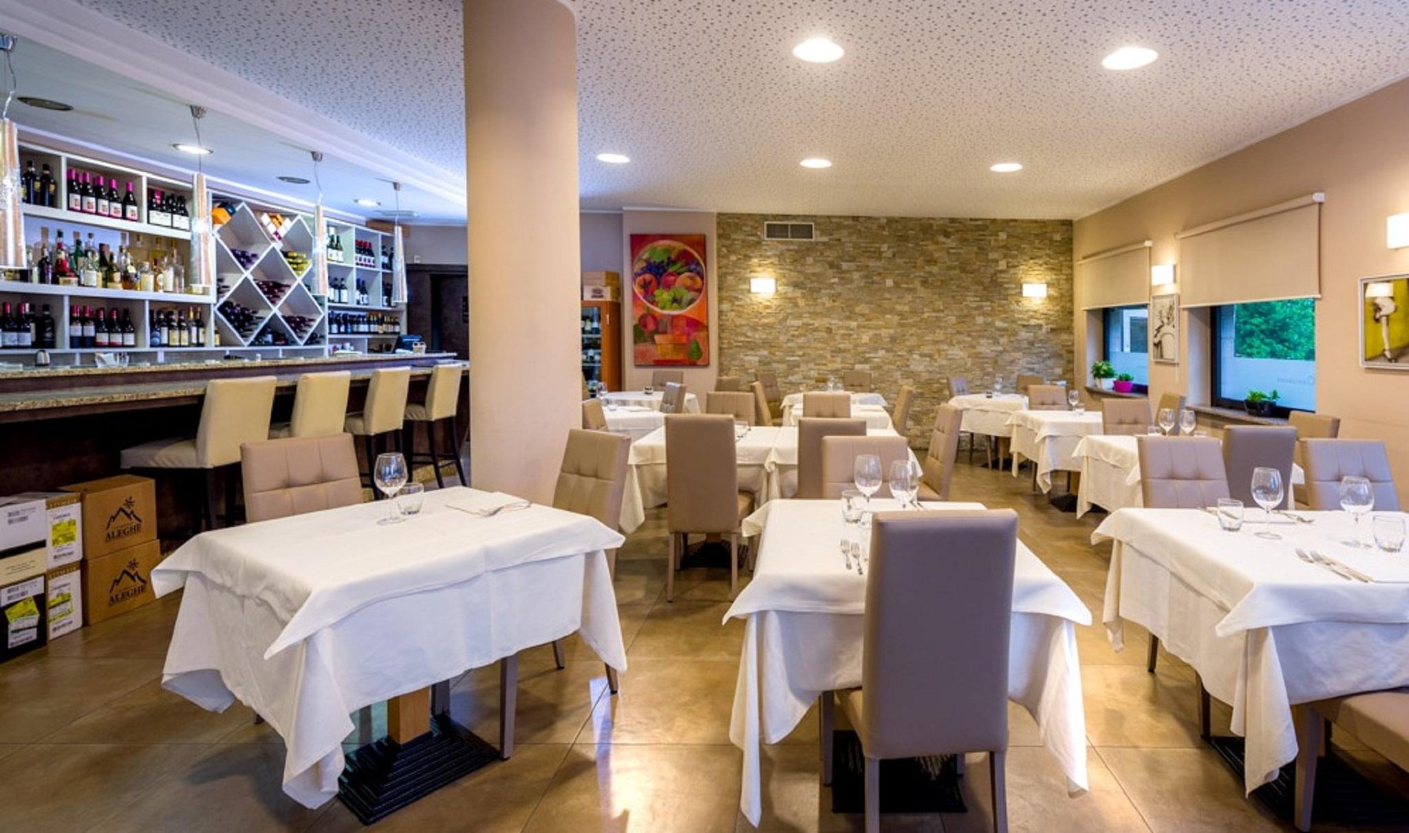 Rosta Hotel Des Alpes מראה חיצוני תמונה