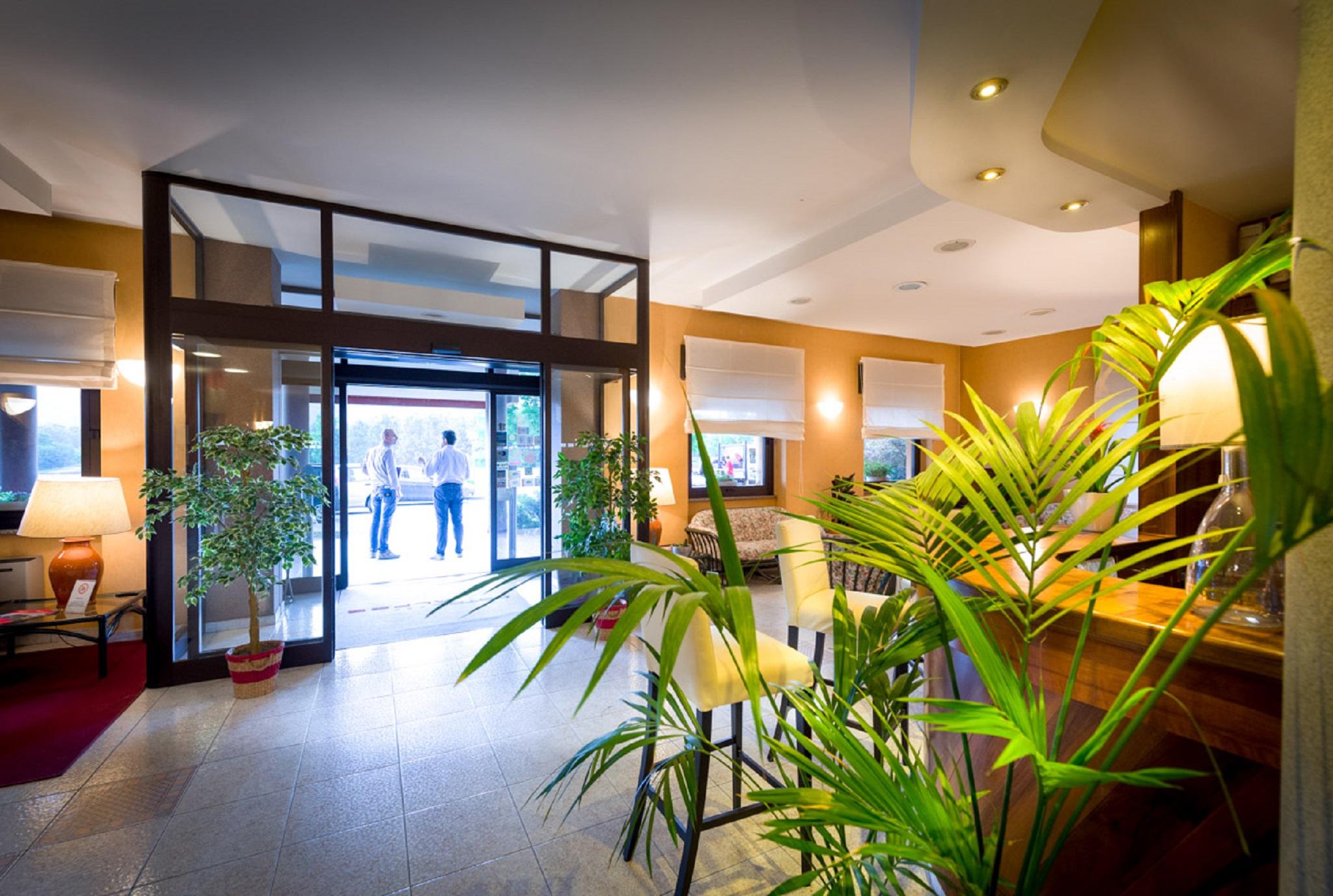 Rosta Hotel Des Alpes מראה חיצוני תמונה