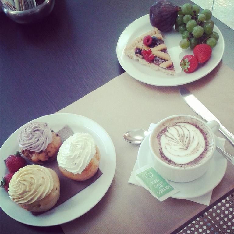 Rosta Hotel Des Alpes מראה חיצוני תמונה