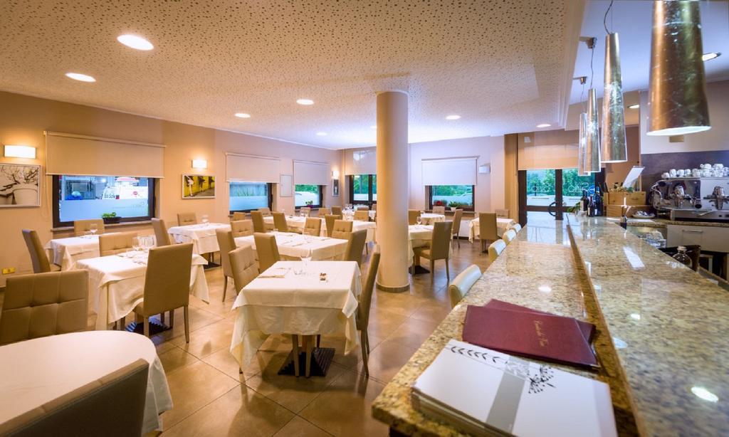 Rosta Hotel Des Alpes מראה חיצוני תמונה