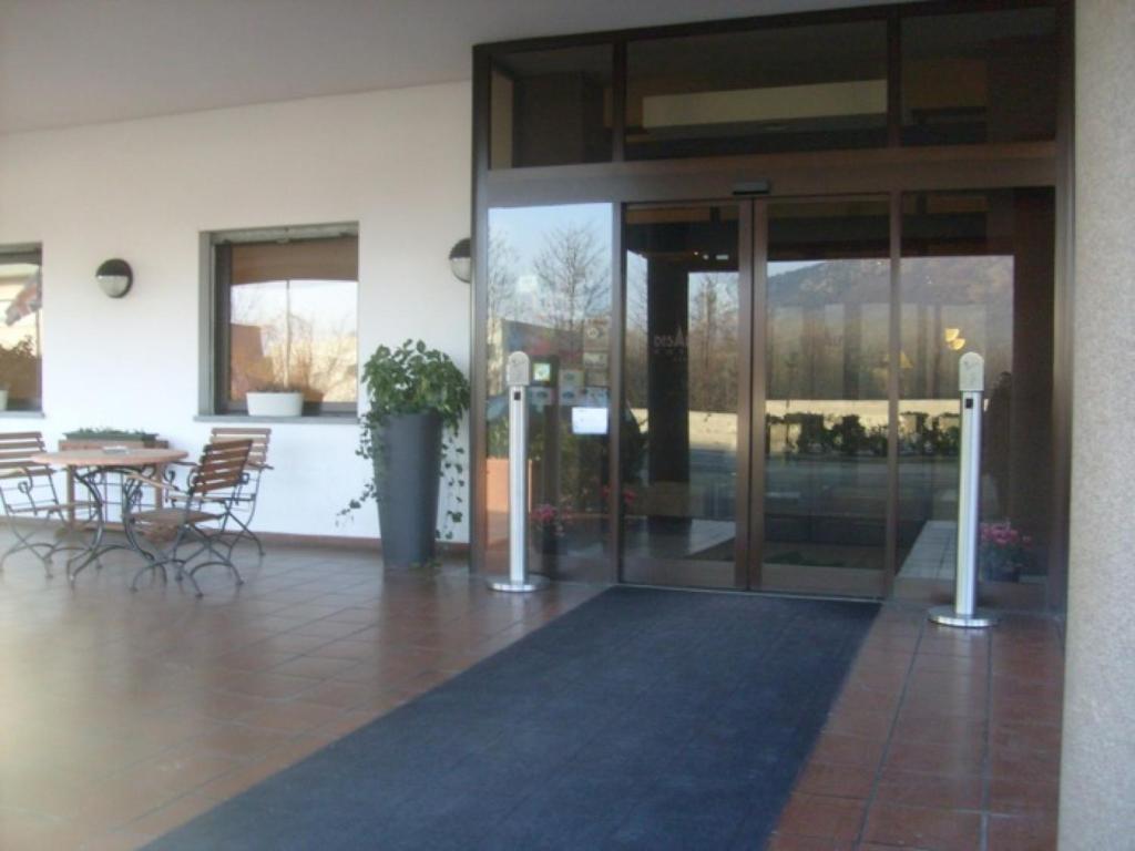 Rosta Hotel Des Alpes מראה חיצוני תמונה