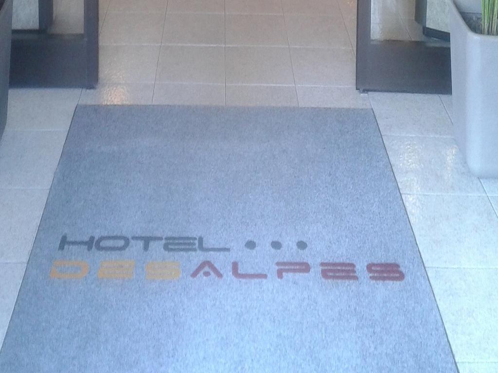 Rosta Hotel Des Alpes מראה חיצוני תמונה