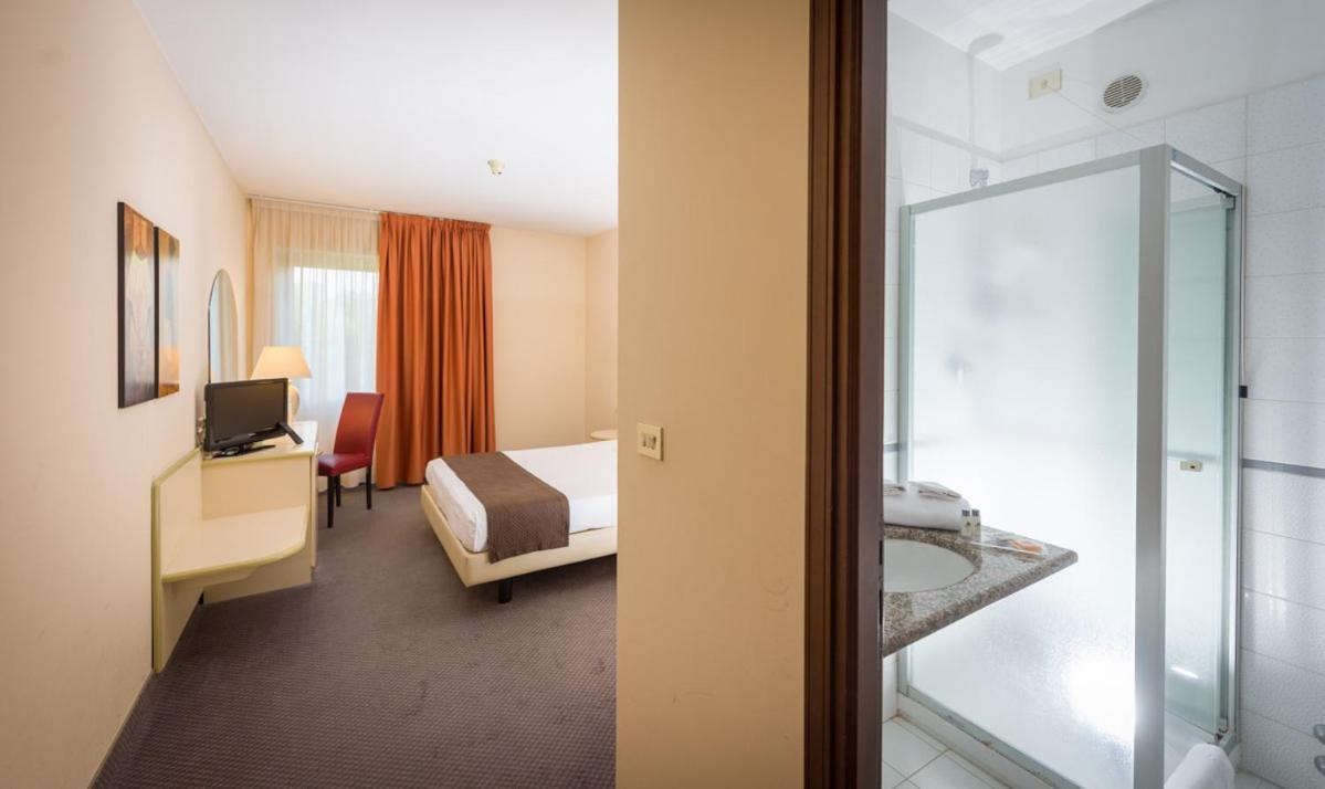 Rosta Hotel Des Alpes מראה חיצוני תמונה