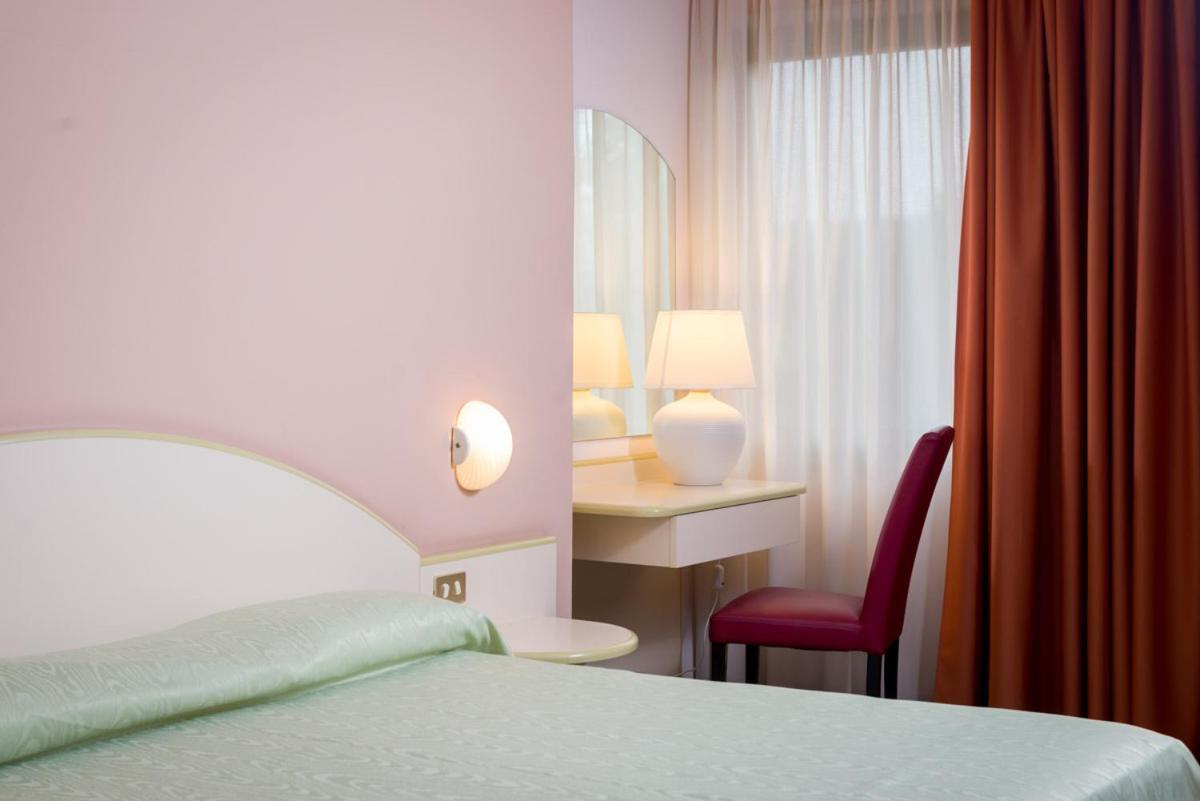 Rosta Hotel Des Alpes מראה חיצוני תמונה